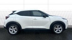 Nissan Juke 1.0 DiG-T N-Connecta 5dr Petrol Hatchback